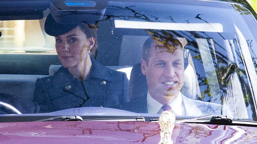 Herzogin Kate und Prinz William auf dem Weg zu einem Gottesdienst in Crathie (Großbritannien)