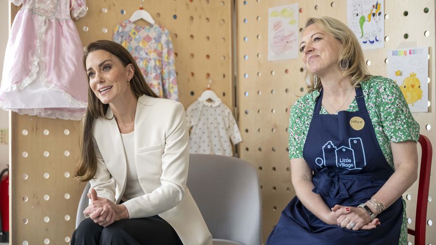 Herzogin Kate und Sophie Livingstone von der Wohltätigkeitsorganisation Little Village