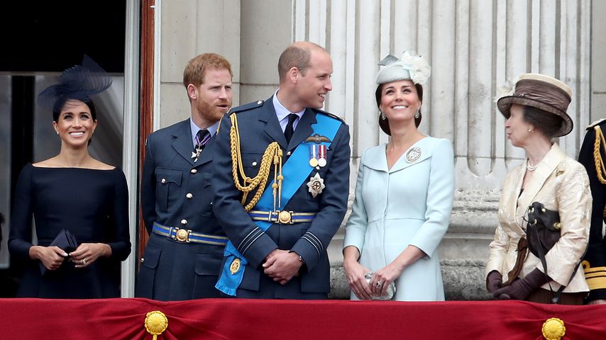 Herzogin Meghan, Prinz Harry, Prinz William, Herzogin Kate und Prinzessin Anne im Juli 2018