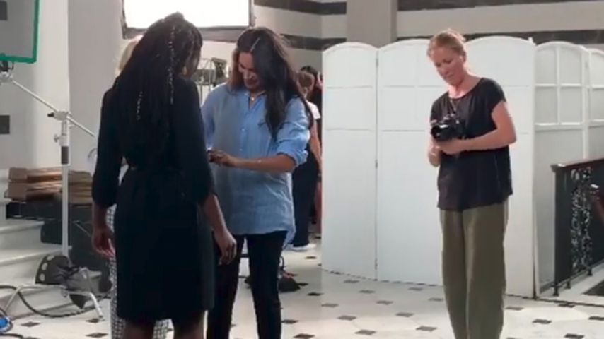 Herzogin Meghan beim Fotoshooting für ihre Smart Works-Kollektion