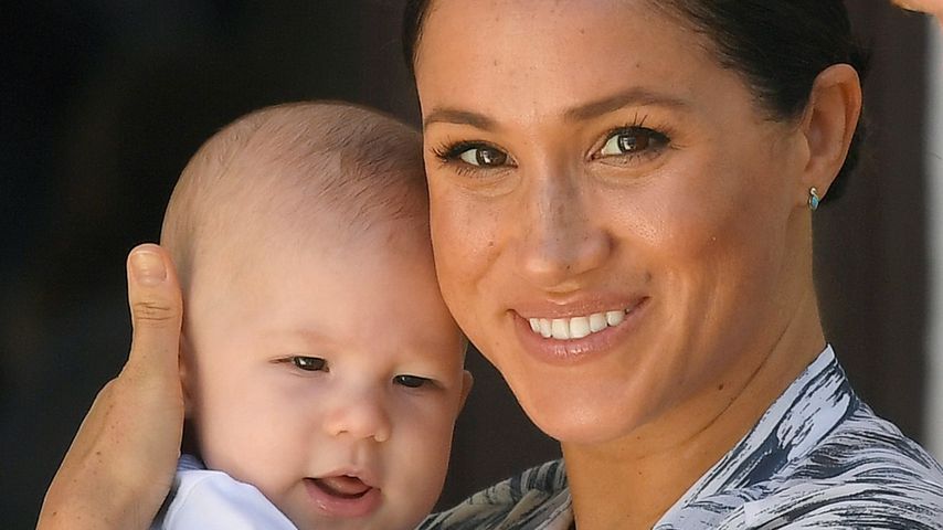 Selten privat! Archie crasht Videocall von Herzogin Meghan