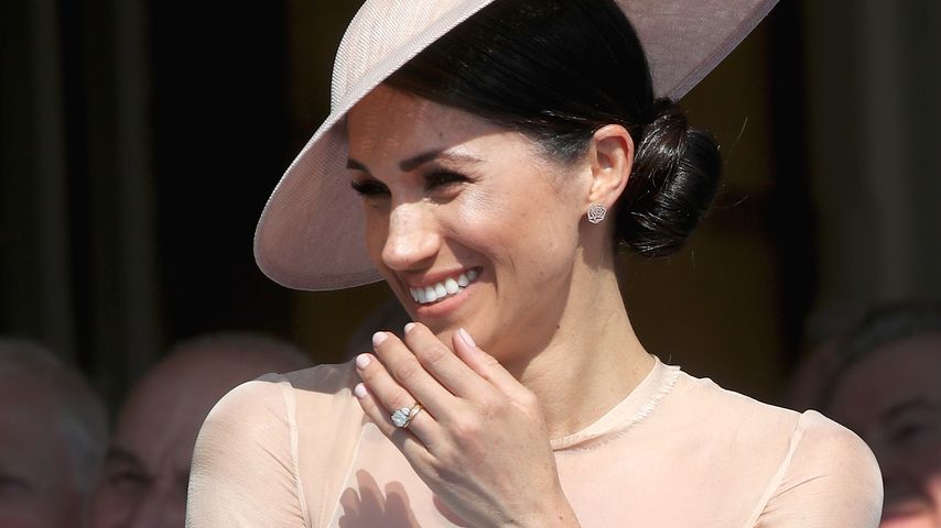 Mit Strumpfhose: Meghan meistert 1. Auftritt nach Hochzeit!