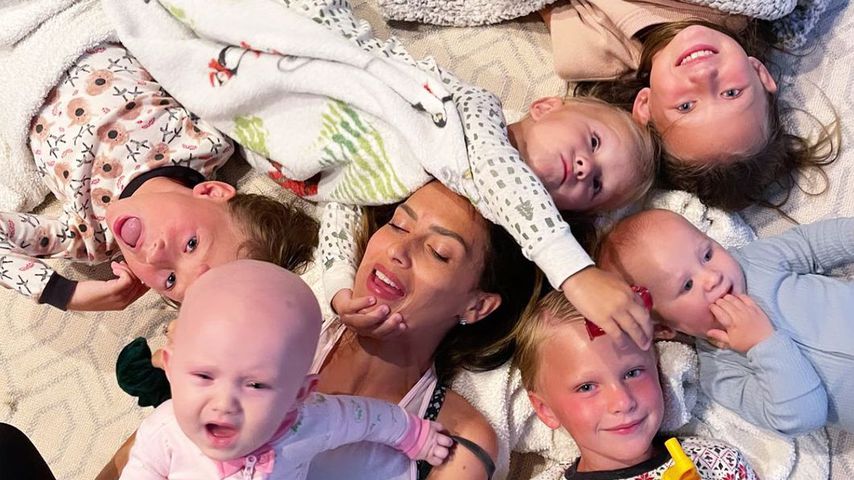 Hilaria Baldwin und ihre sechs Kinder im August 2021