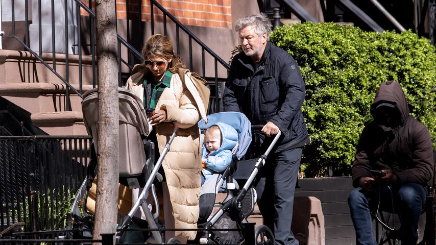 Hilaria und Alec Baldwin mit ihren Kids, April 2022