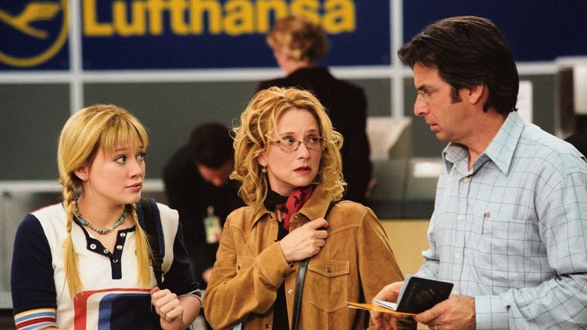 Hilary Duff, Hallie Todd und Robert Carradine in "Popstar auf Umwegen" (The Lizzie McGuire Movie), USA 2003