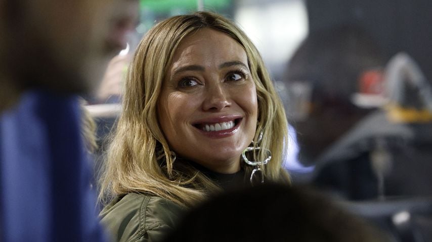 Wie knuffig! Hilary Duff trägt Baby Townes durch Los Angeles