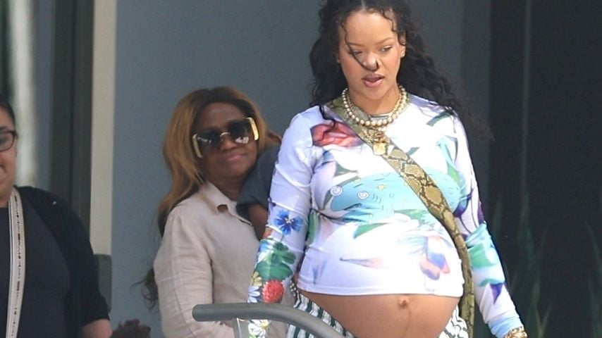 Hochschwangere Rihanna spaziert mit ihren Söhnen durch L.A.
