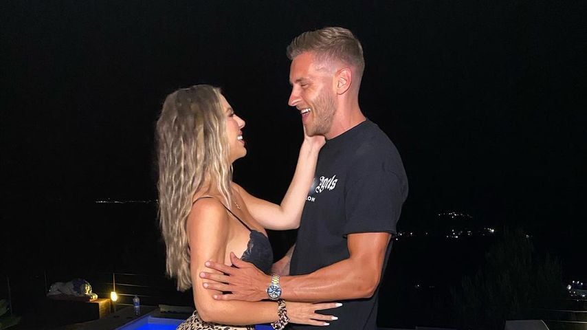 Holly Hagan mit ihrem Verlobten Jacob Blyth