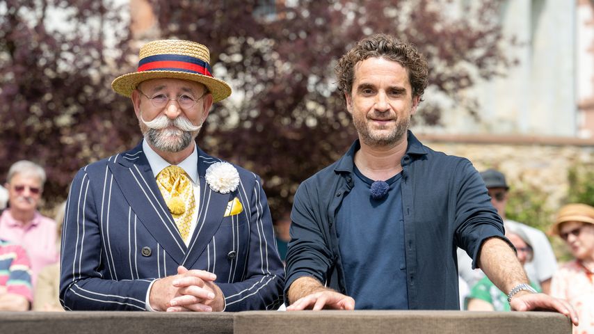 Oliver Wnuk sahnt mit Obelix-Bild bei "Bares für Rares" ab!