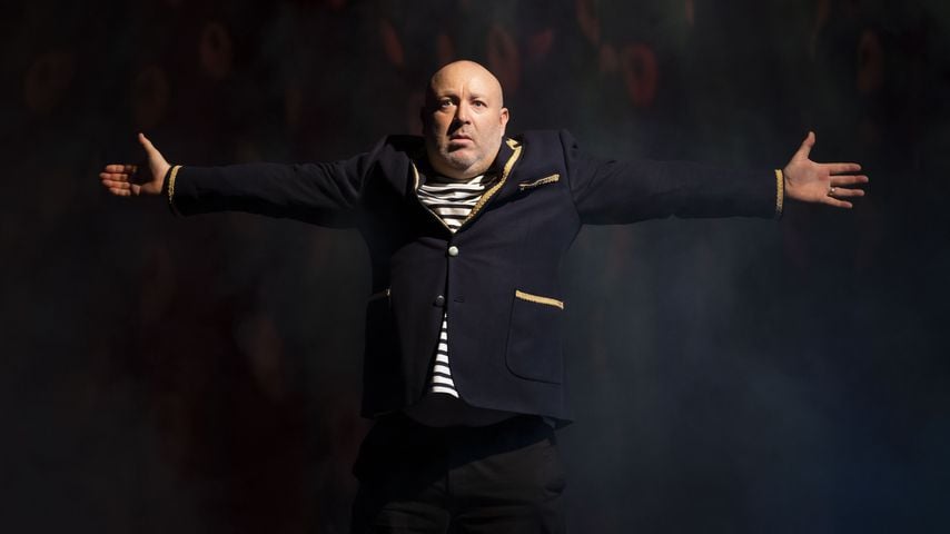 Der britische Komiker Howard Coggins stirbt mit 52 Jahren!