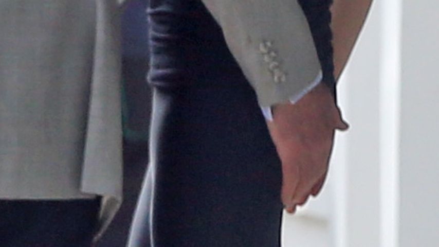 Hugh Grant mit seiner Frau Anna Eberstein
