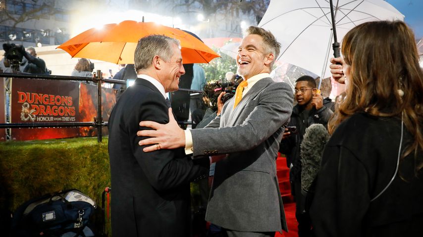 Hugh Grant und Chris Pine in London im März 2023