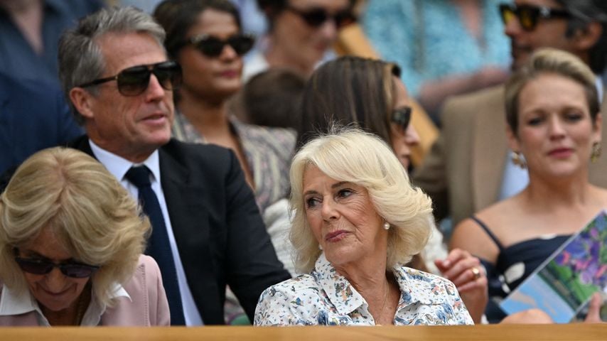 Hugh Grant und Königin Camilla bei den Wimbledon Championships 2025