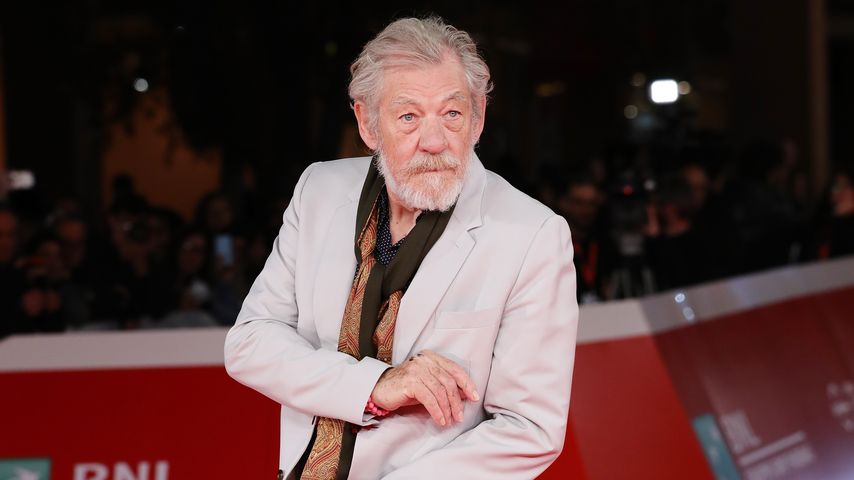 Sir Ian McKellen kehrt nach Bühnensturz ans Filmset zurück
