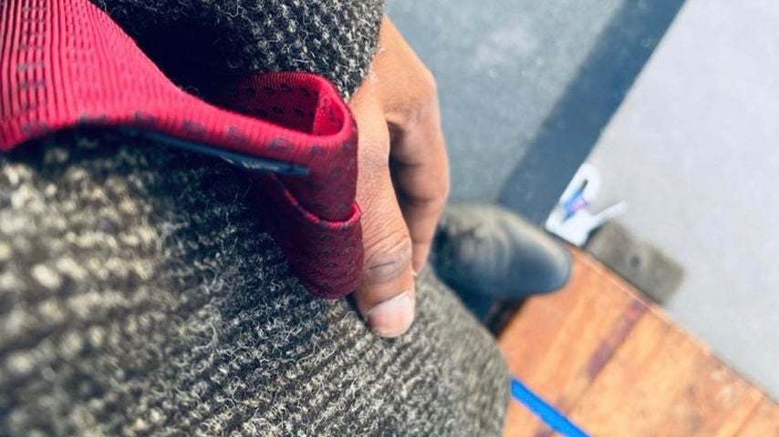 Idris Elba am Set von "Luther"