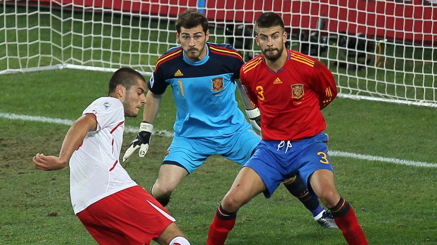 Iker Casillas und Gerard Piqué im Dress der spanischen Nationalmannschaft