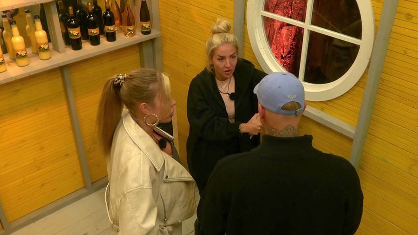 Ina Kina und Paco Herb mit Emma Fernlund bei "Der Promihof"