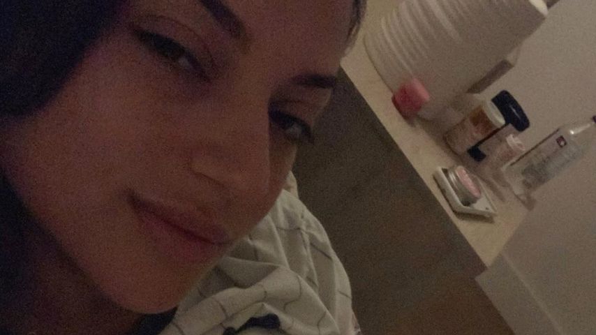 Inanna Sarkis mit ihrer Tochter Nova