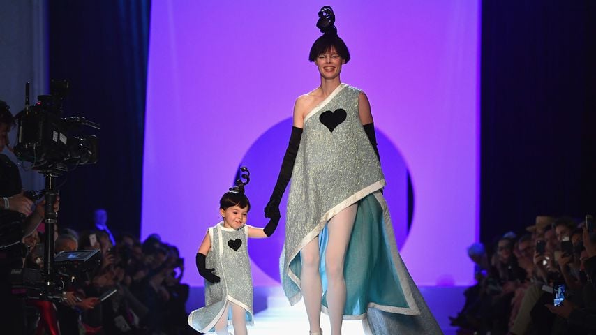Ioni Conran und Coco Rocha bei der Jean-Paul-Gaultier-Show im Rahmen der Pariser Fashion Week 2018