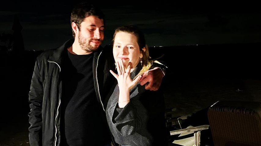 Ira Kunyansky und Abigail Breslin im Februar 2022
