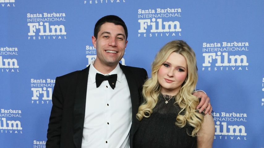 Ira Kunyansky und Abigail Breslin im Februar 2023 in Santa Barbara