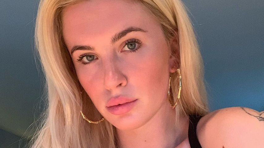 Model Ireland Baldwin