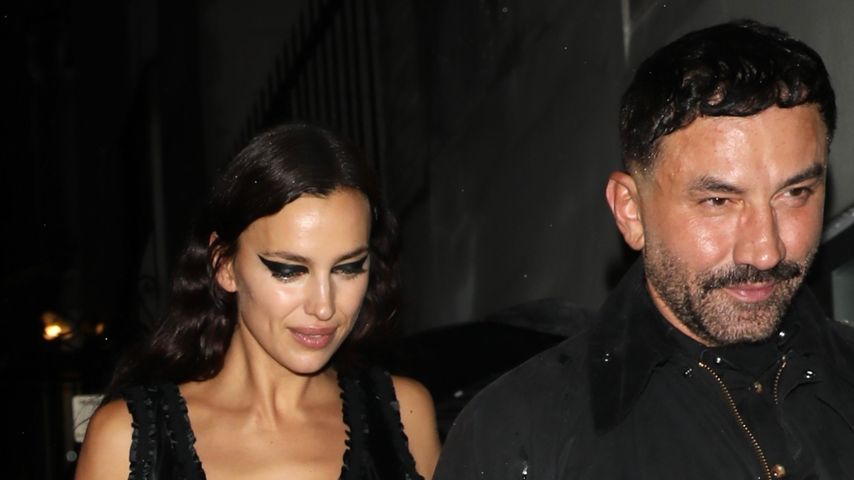 Irina Shayk unterwegs in Paris mit einem unbekannten Mann im September 2024