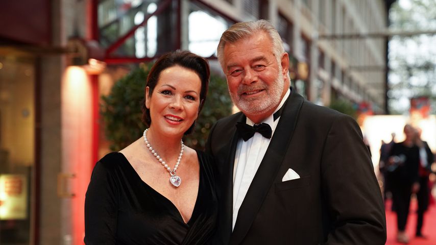 Live im TV: Harry Wijnvoord und seine Iris haben geheiratet