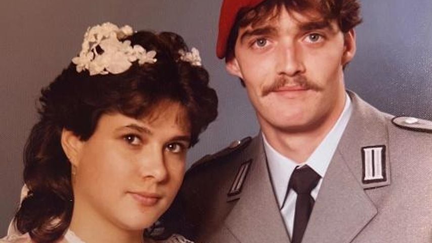 Erkannt? So sah Iris Klein bei ihrer ersten Hochzeit aus