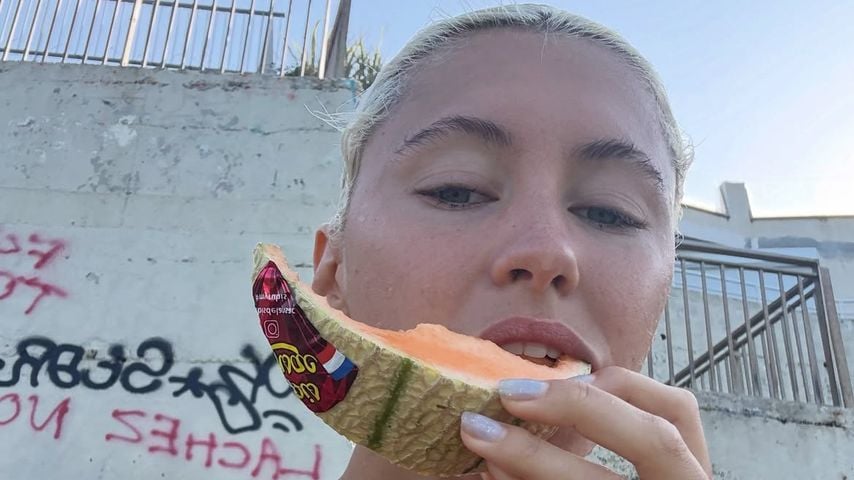 Iris Law, Model, August 2026