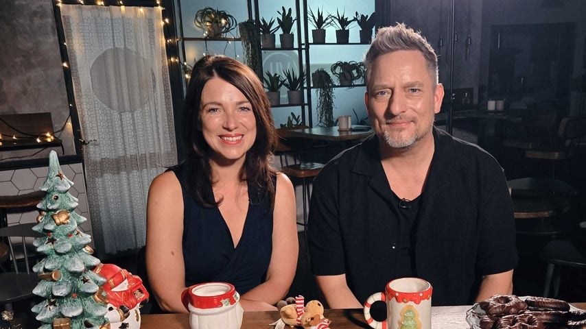 Iris Mareike Steen und Lars Pape im "GZSZ-Bargeflüster", Dezember 2025