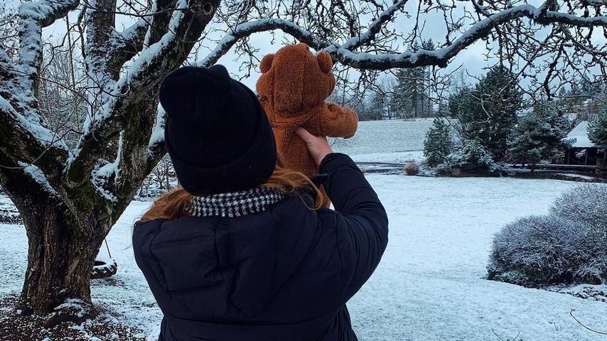 Kleiner Teddy: Isabel Sofia Rock teilt erstes Foto mit Sohn