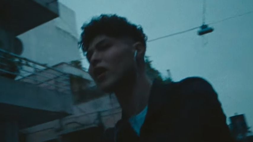 Isaiah Denalane im Kurzfilm "Siebzehn" von Max Herre