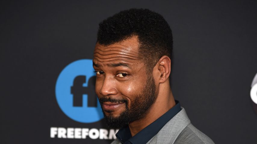 Zufall: "Shadowhunters"-Star lernt Ehefrau auf Con kennen