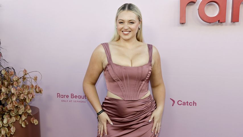 Curvy Model Iskra Lawrence erwartet seinen zweiten Nachwuchs