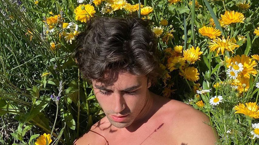 Welcher Netflix-"Élite"-Hottie versteckt sich hier im Gras?