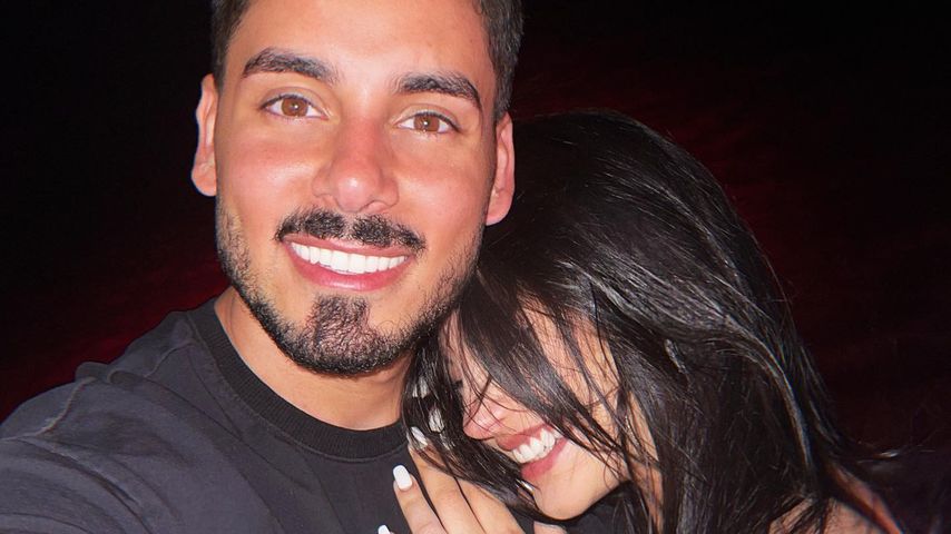 Ivana Santacruz (r.) mit ihrem Verlobten Abbas Mourad