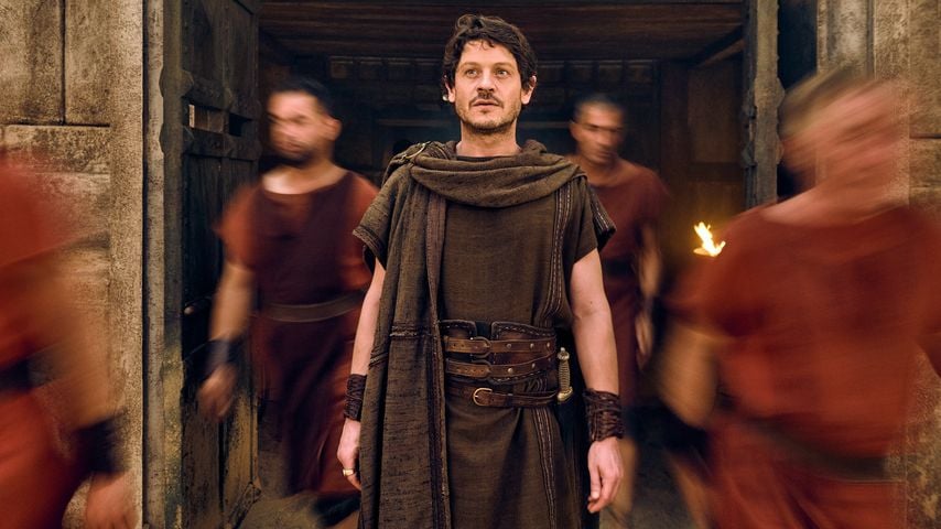 Iwan Rheon in "Those About to Die"