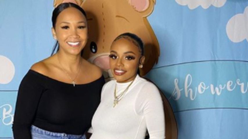 Iyanna Mayweather (r.) mit einer Freundin bei ihre Babyshower