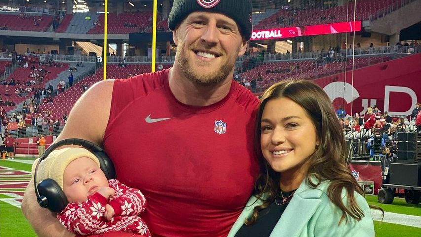 J.J. Watt mit seiner Frau Kealia und seinem Sohn Koa