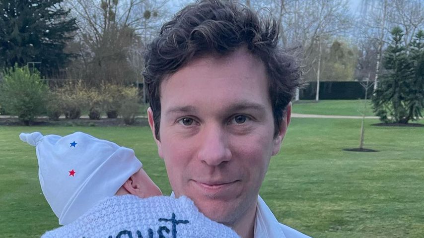 Jack Brooksbank mit seinem Sohn August Philip Hawke, Mai 2021