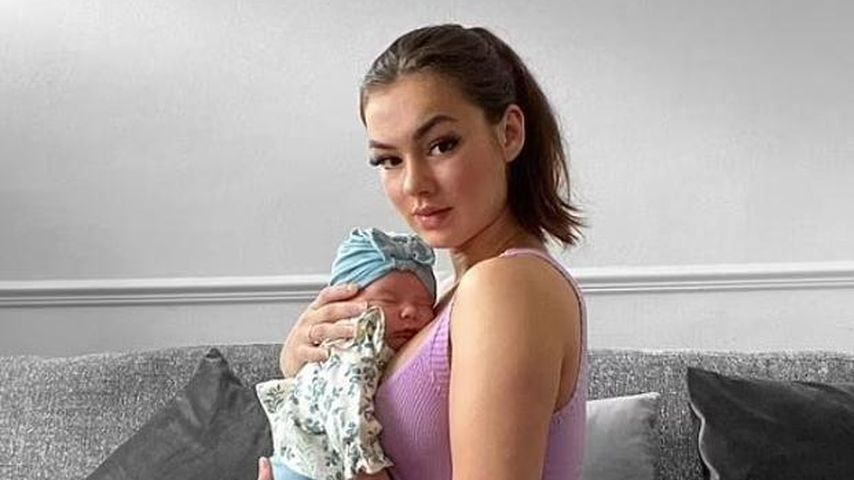 Jack Keatings Verflossene Keely Iqbal mit ihrem gemeinsamen Kind