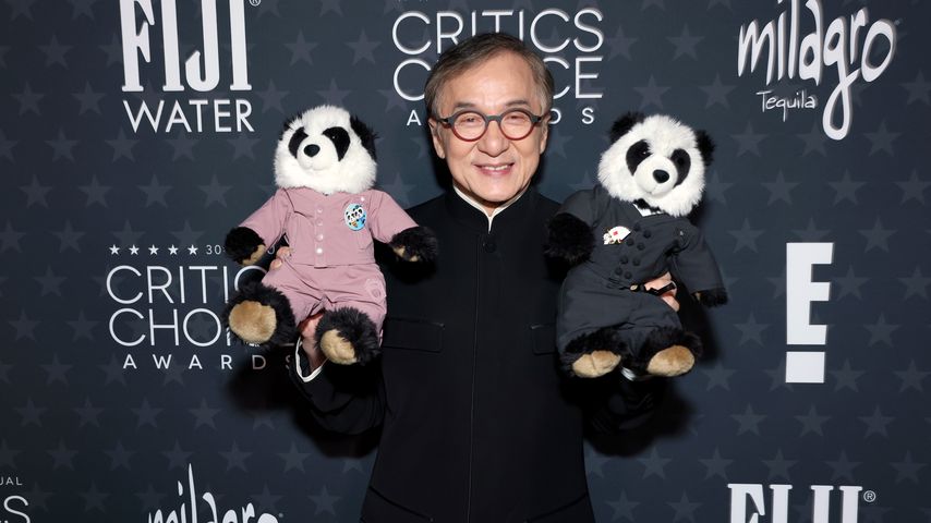 Jackie Chan feiert Comeback bei Critics' Choice Awards 2025