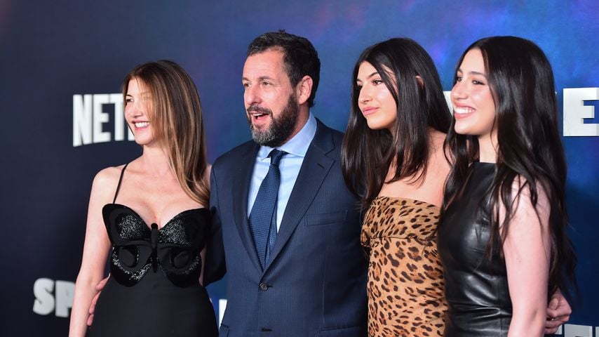 Jackie Sandler, Adam Sandler, Sunny Sandler und Sadie Sandler bei der "Spaceman"-Premiere 2024
