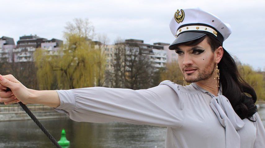 Jacky-Oh Weinhaus, Vorsitzende der TfD