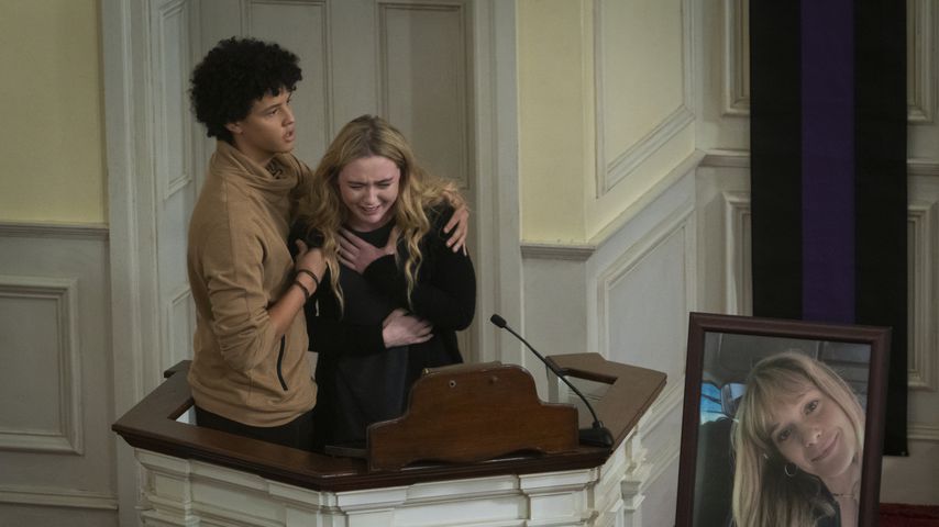 Jacques Colimon und Kathryn Newton in "The Society"