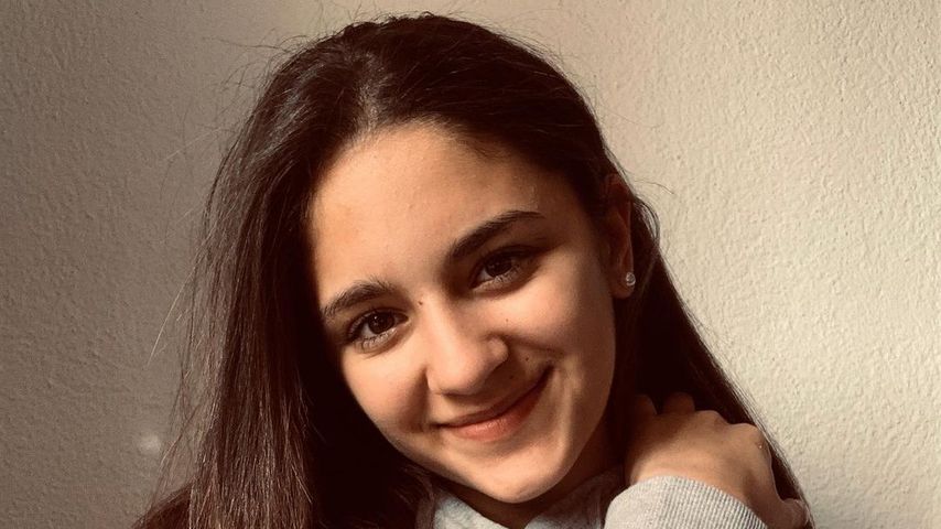 Jada Karabas, Tochter von Daniela Büchner