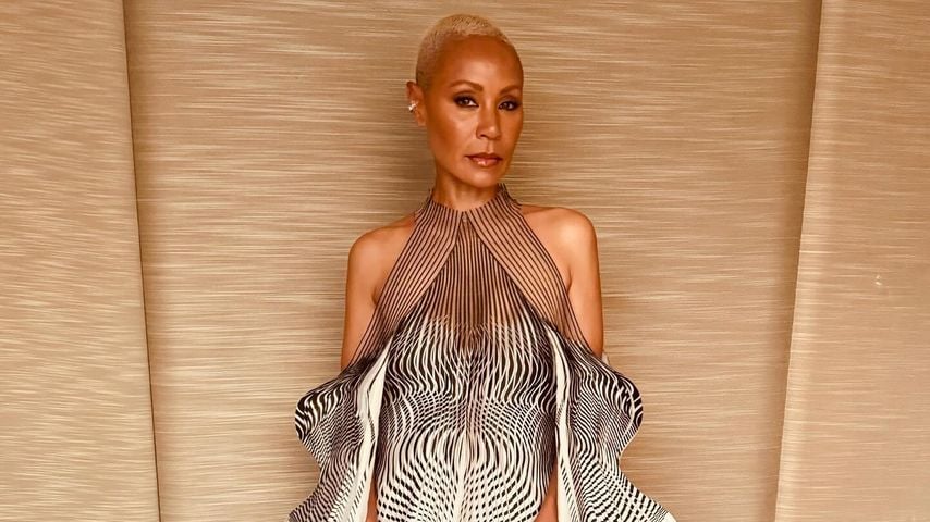 Fans spotten: Jada Pinkett-Smith postet neues Oben-ohne-Foto