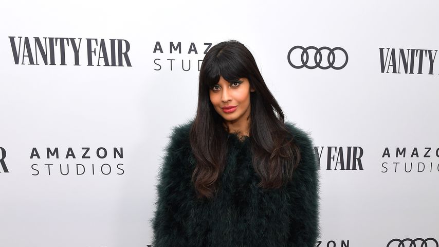 Jameela Jamil in den San Vicente Bungalows in West Hollywood
