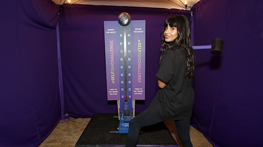 Jameela Jamil bei einem Zumba-Event in L.A. im Februar 2020